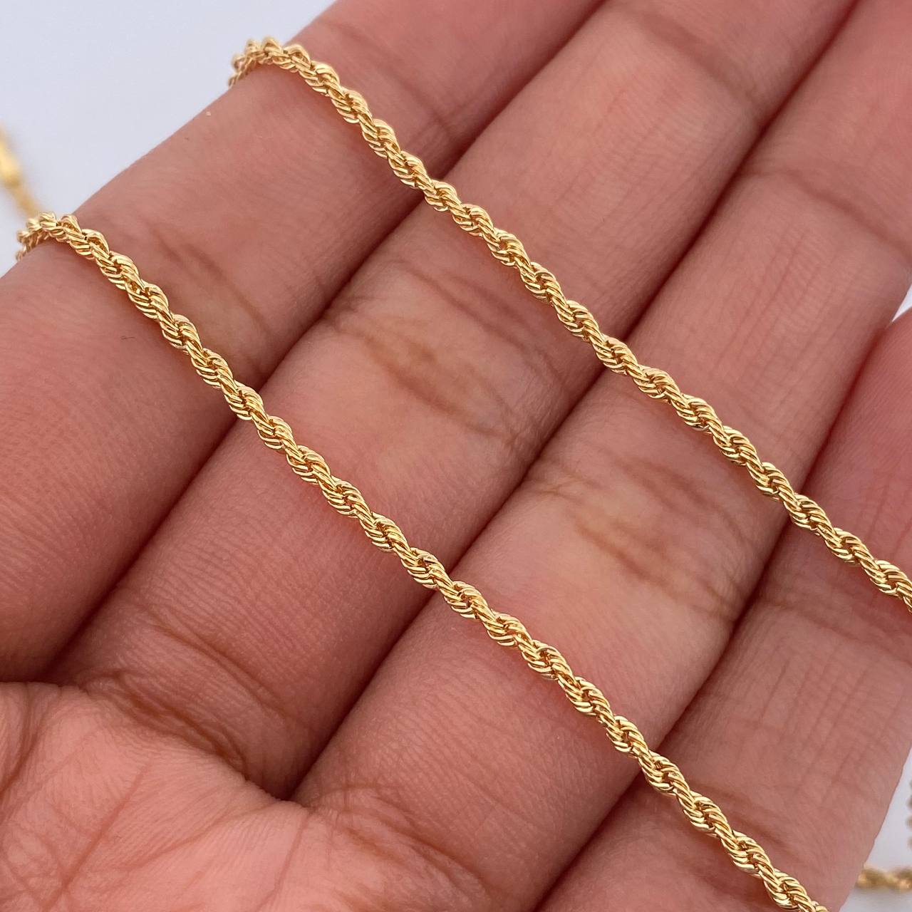 Cadena Lazo 2.15gr / 60cm / 1.3mm Oro Amarillo +3 18K $