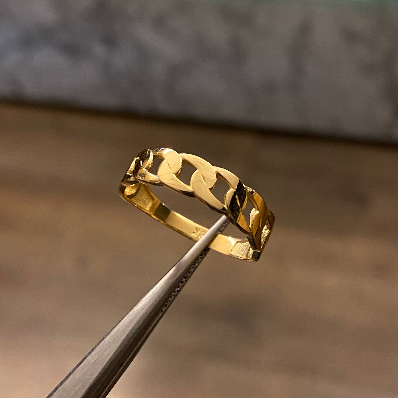 Anillo Cubano 2.35gr-T8 1/2 Liso Oro Amarillo