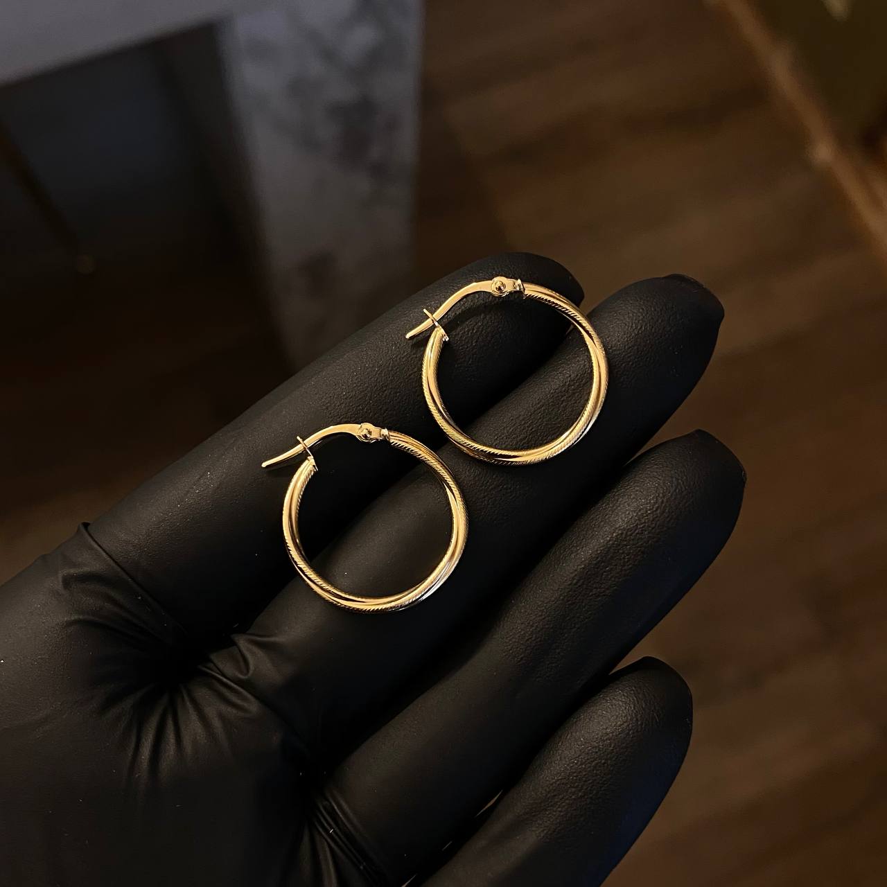 Candongas 1.25gr / 2.1cm Punteadas Oro Amarillo Lola