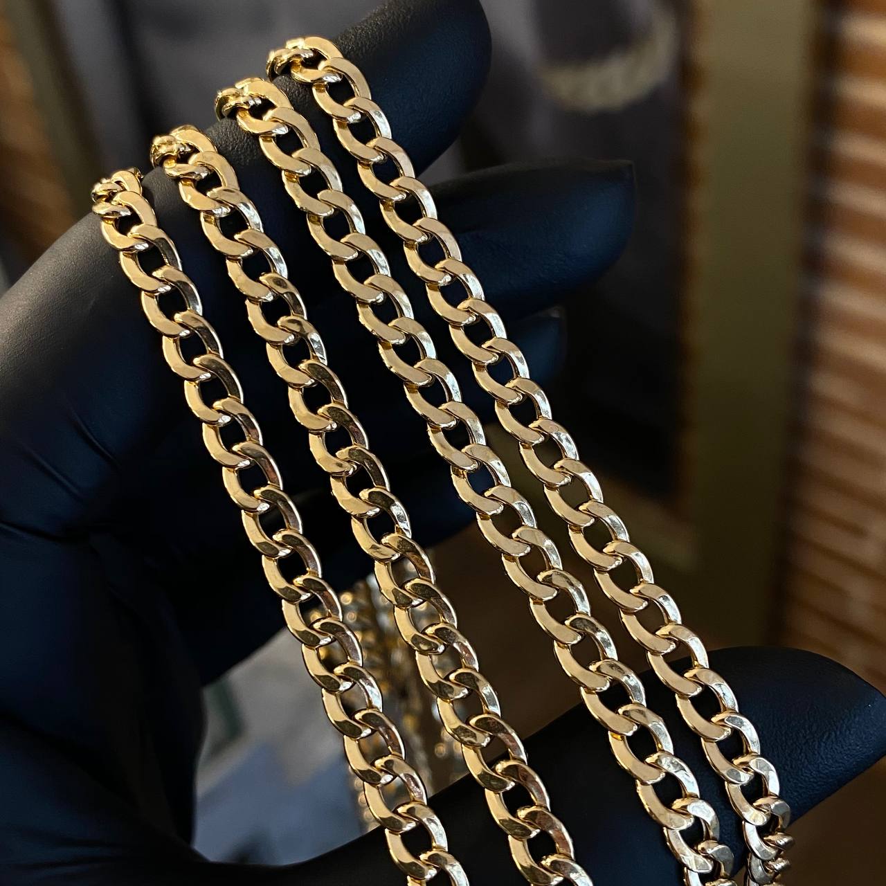Cadena Cubana 8.55gr / 60cm / 3.9mm Oro Amarillo +0
