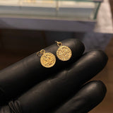 Dije San Benito 0.4gr / 1.5cm (0.7cm) Liso Oro Amarillo