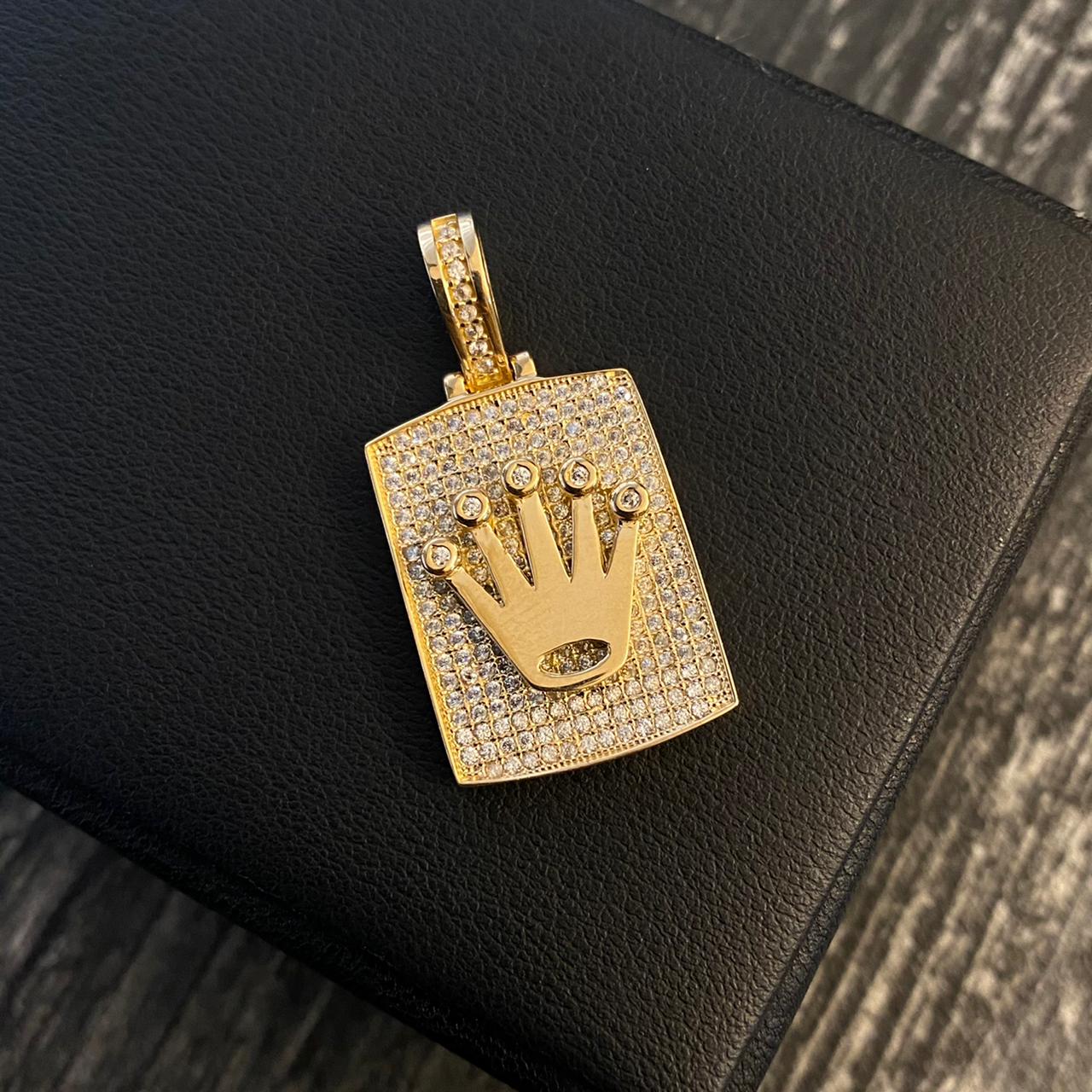 Dije Corona Rx Marco 8.15gr/3.4cm Circones Blancos Oro Amarillo