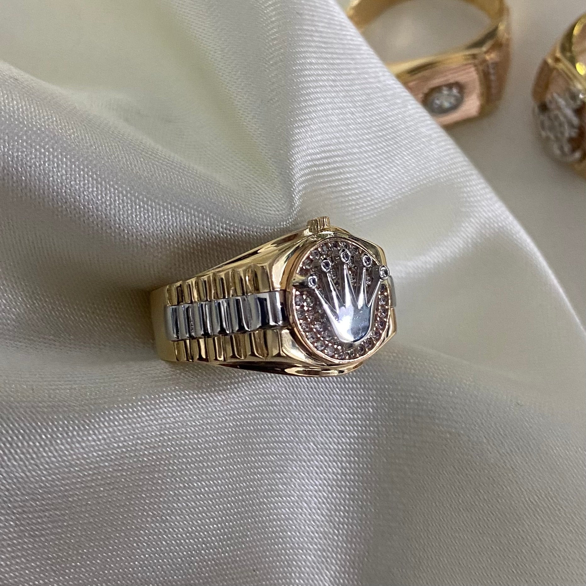Anillo Corona Rx 6.85gr - T10 1/2 Tres Oros