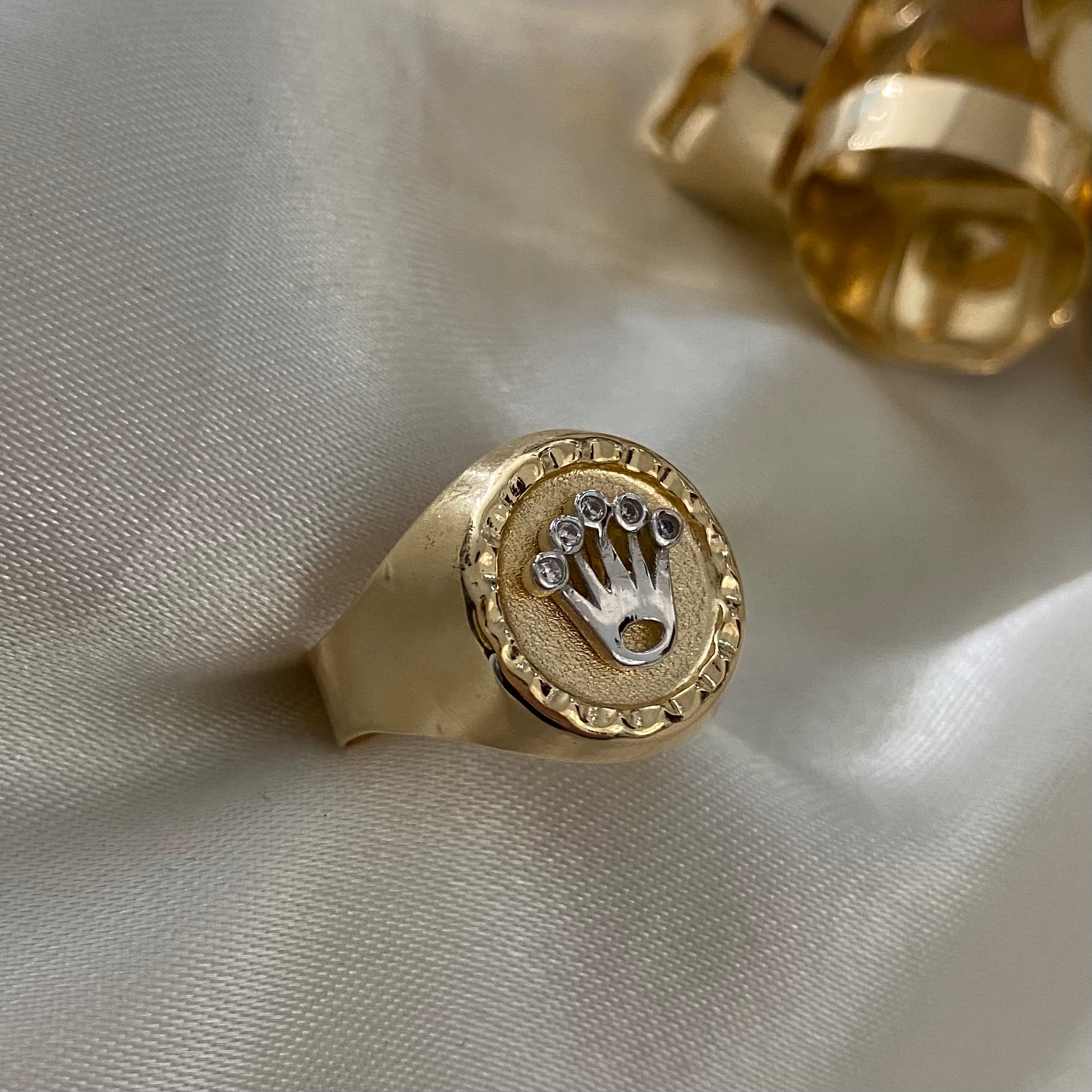Anillo Corona Rx 3.65gr - T10 1/4 Circones Blancos Dos Oros Amarillo Blanco