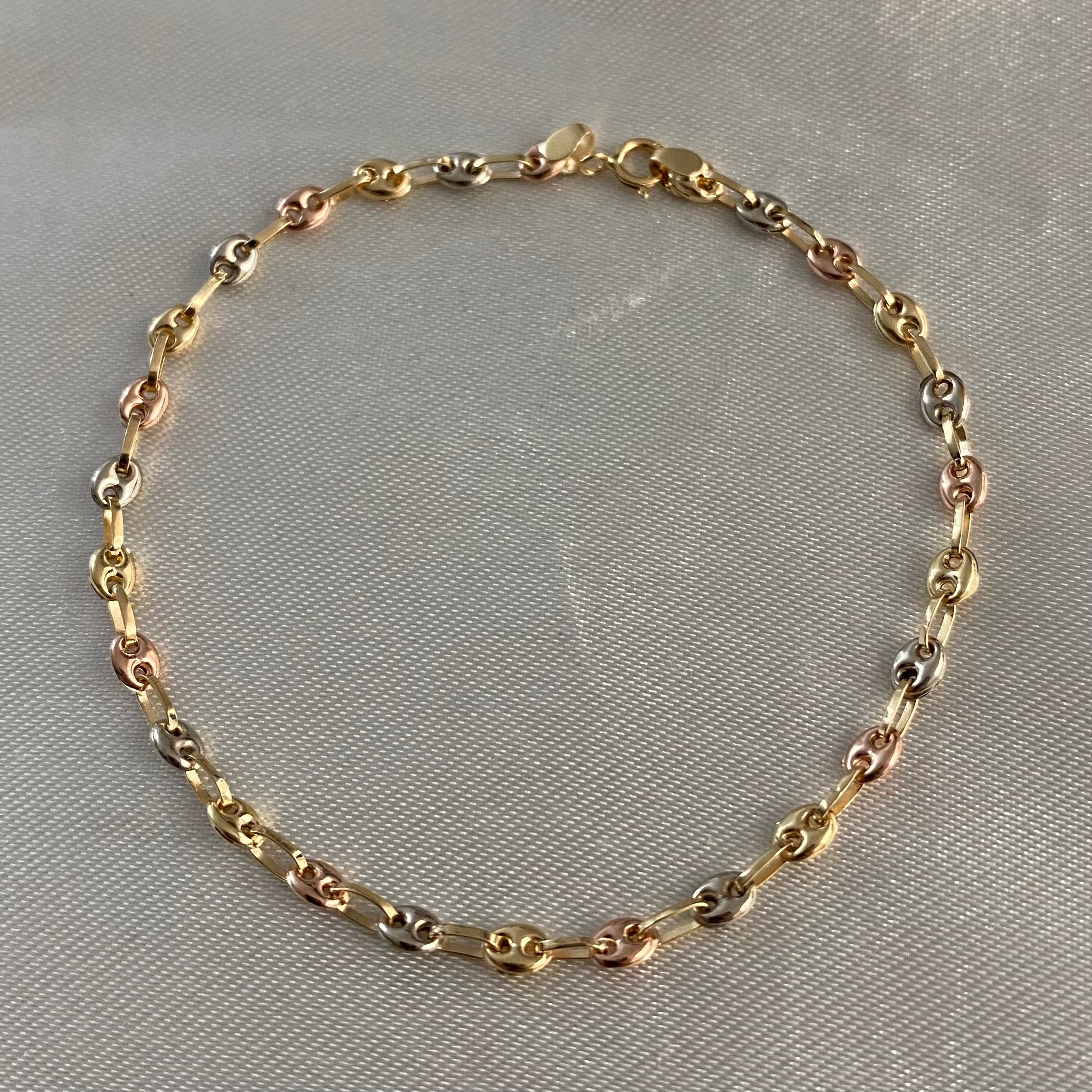 Pulso Gc 2.4gr/18cm Tres Oros