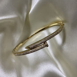 Pulso Clavo CT 11.0gr/17.5cm Circones Blancos Oro Amarillo