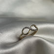 Anillo Infinito 2.05gr - T5 1/2 Circones Blancos Oro Amarillo