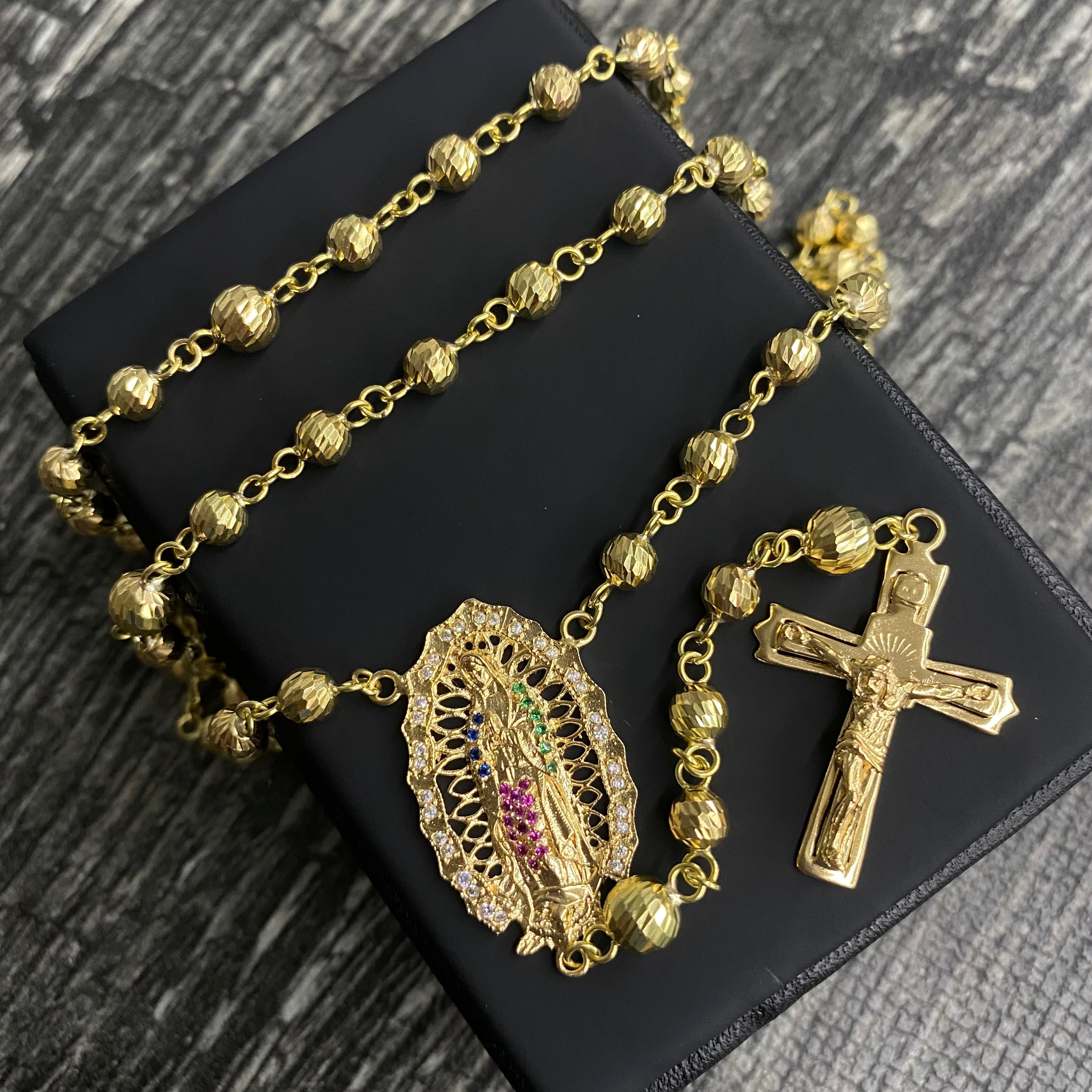 Rosario Virgen de Guadalupe 26.85gr/60cm Oro Amarillo Bolas Diamantadas