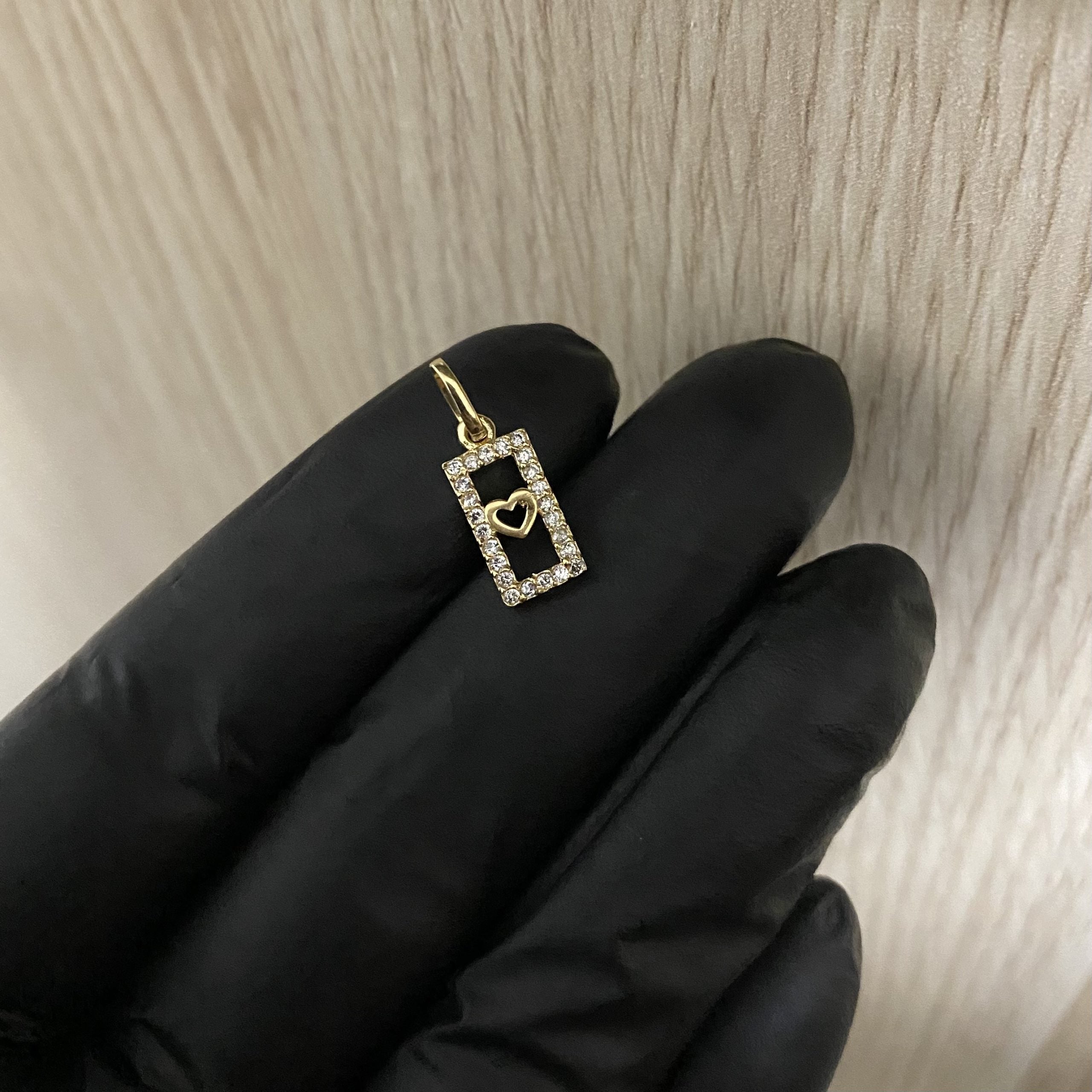 Dije Corazon Marco 0.95gr Circones Oro Amarillo