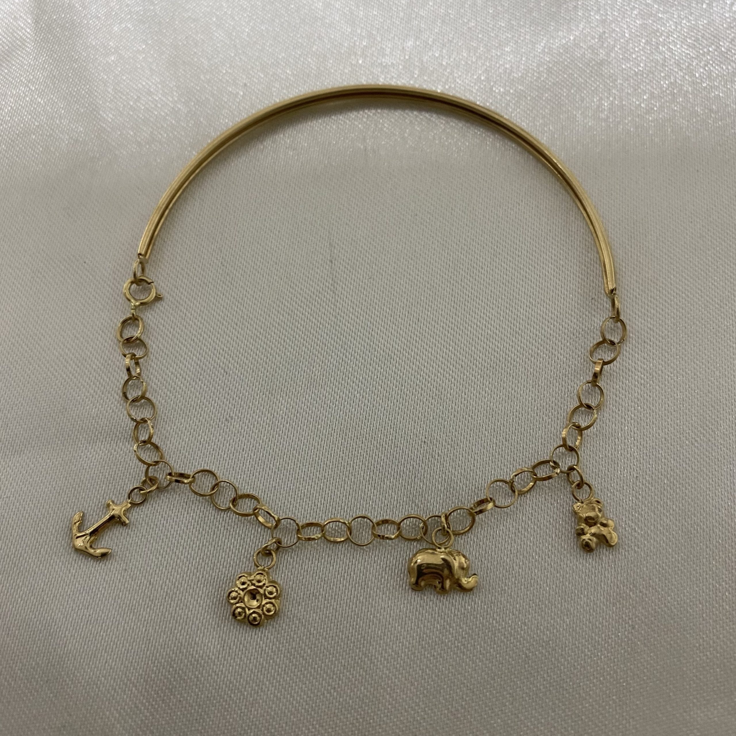 Pulso Casandra 3.8gr/20cm «Ancla-Flor-Elefante-Oso» Oro Amarillo