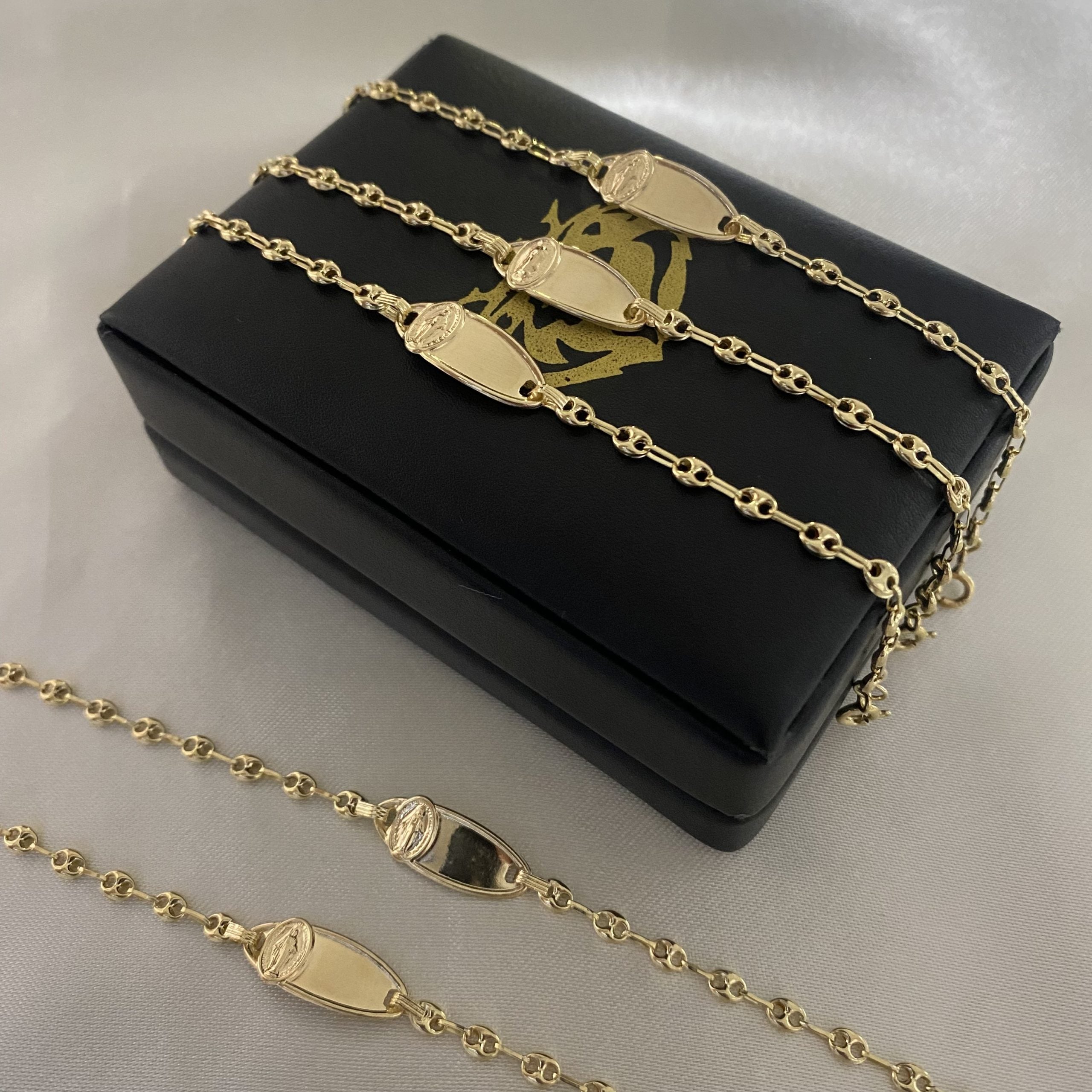 Pulso Gc Bebe 1.75gr/15cm Placa Virgen Oro Amarillo