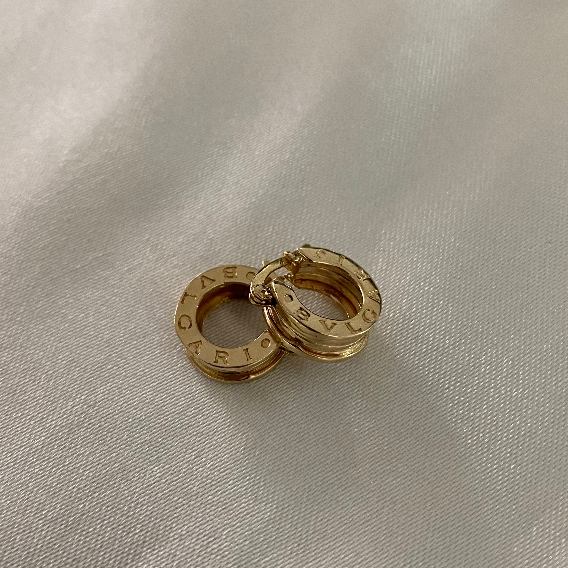 Candongas BV 3.7gr/1.4cm Rayada Oro Amarillo
