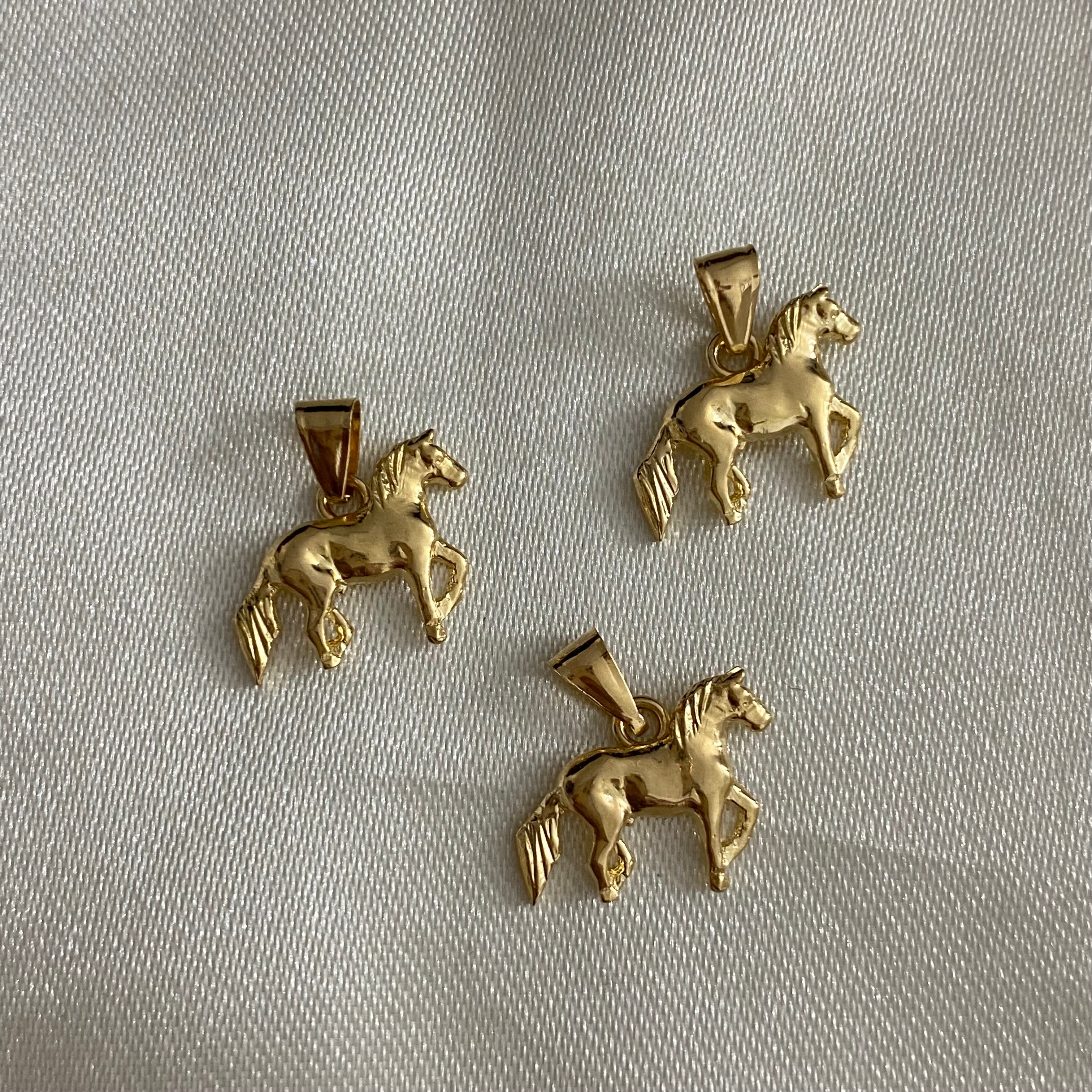 Dije Caballo 0.85gr Silueta