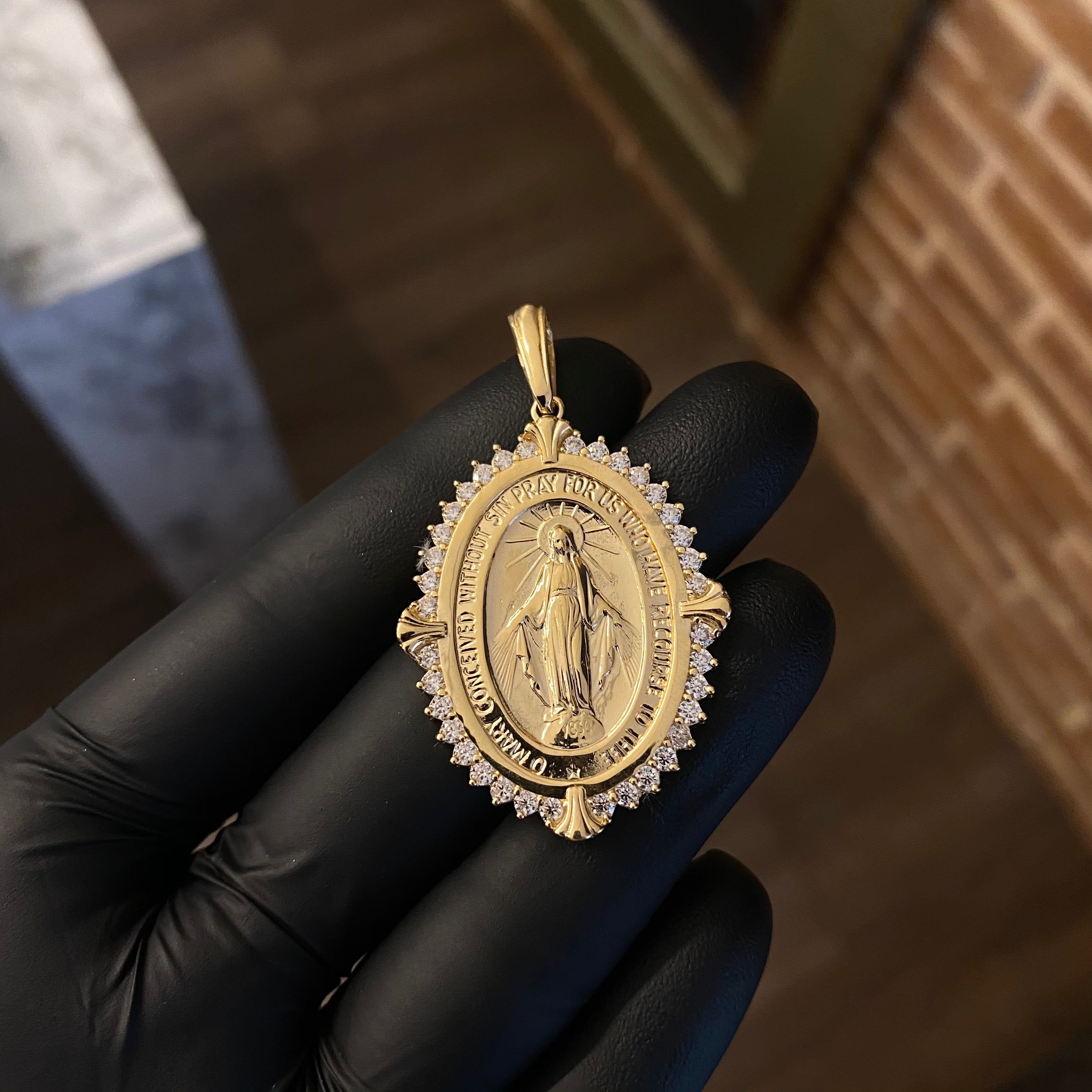 Dije Virgen Milagrosa 11.55gr/5cm Circones Blancos Oro Amarillo