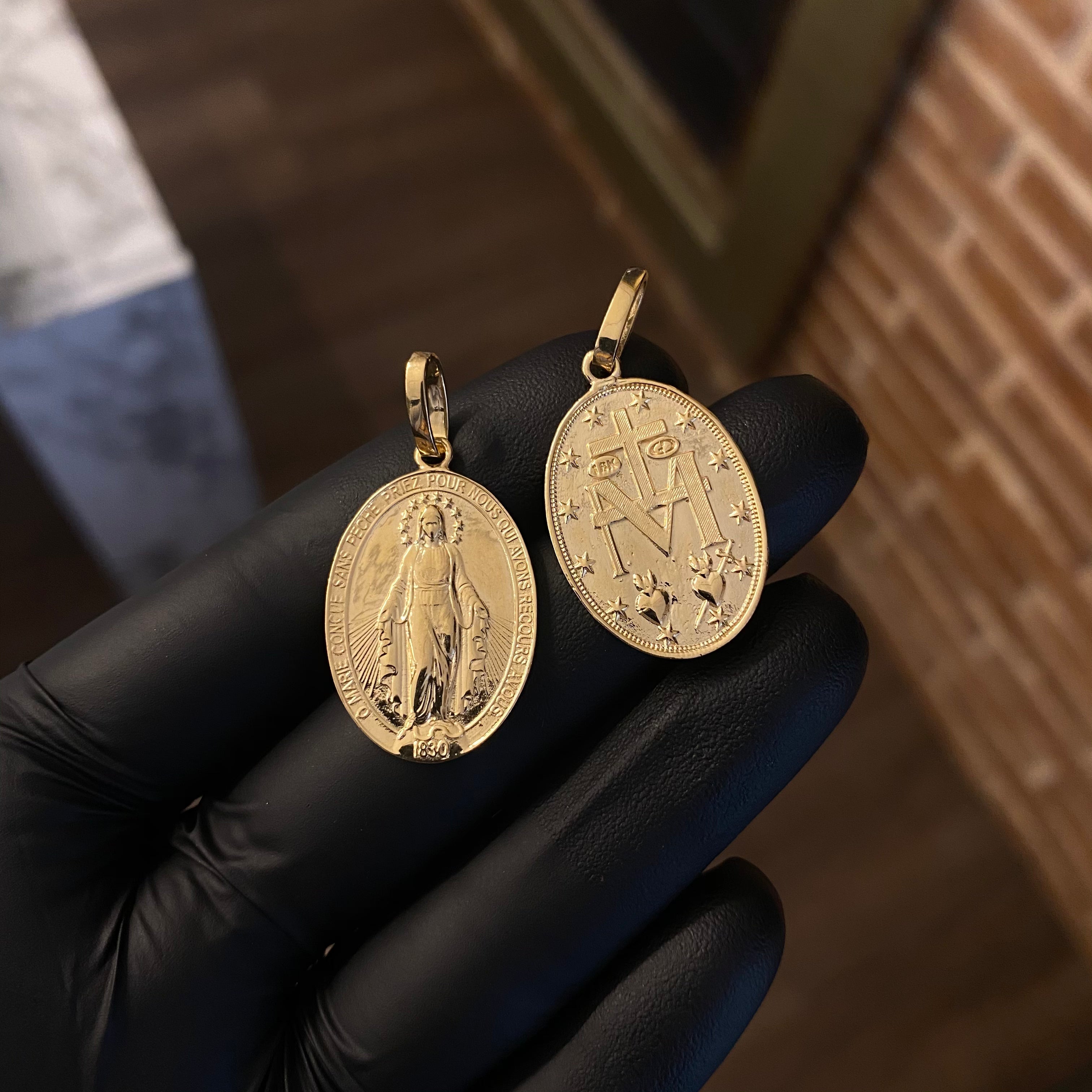 Dije Virgen Milagrosa 4.9gr/3.5cm  Oro Amarillo