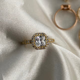 Anillo Solitario Halo 2.85gr-T7 1/2 Circones Blancos Oro Amarillo