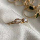 Anillo 2gr- T7 1/2 Solitario Circones Blancos Oro Amarillo