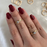Anillo Solitario 1.6gr - T5 1/2 Corazones Circones Blancos Oro Amarillo