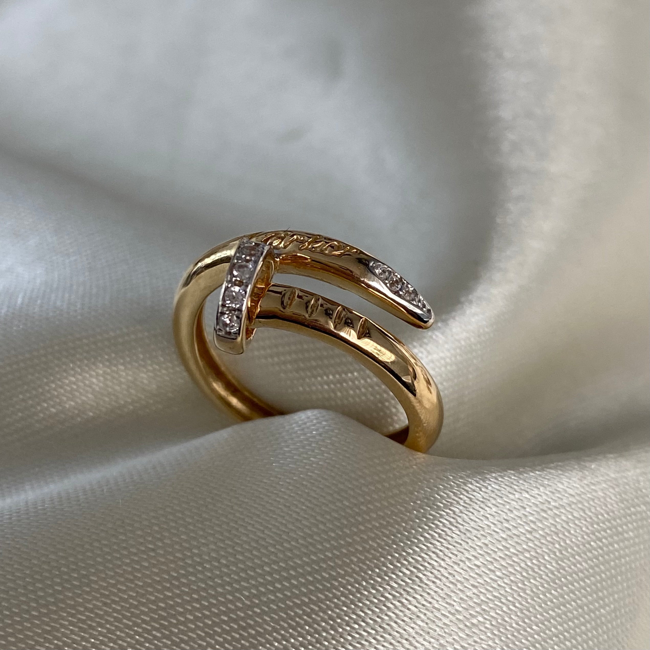 Anillo Clavo CT 3.05gr-T6 Dos Oros Blanco Amarillo
