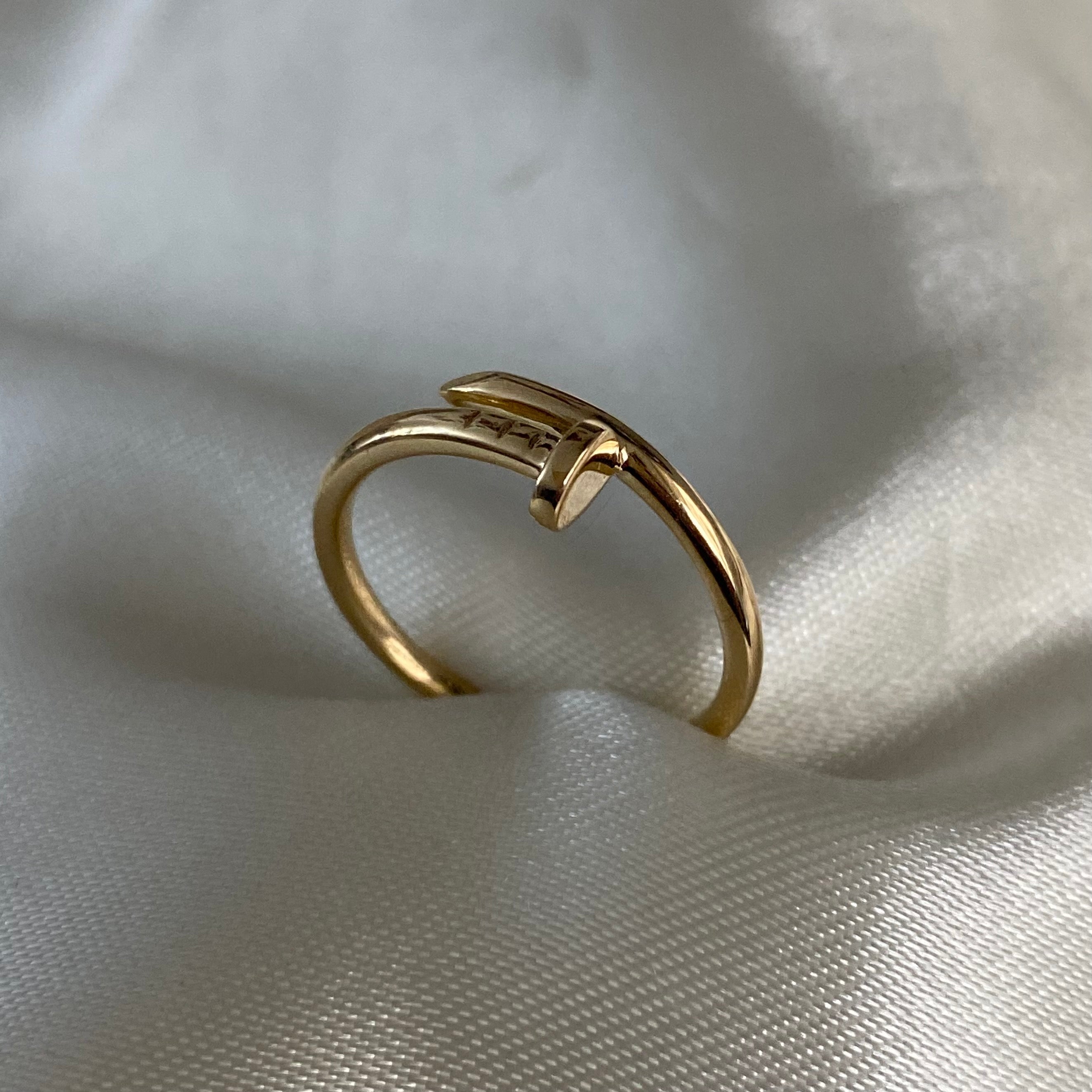 Anillo Clavo 2.4gr-T6 Oro Amarillo