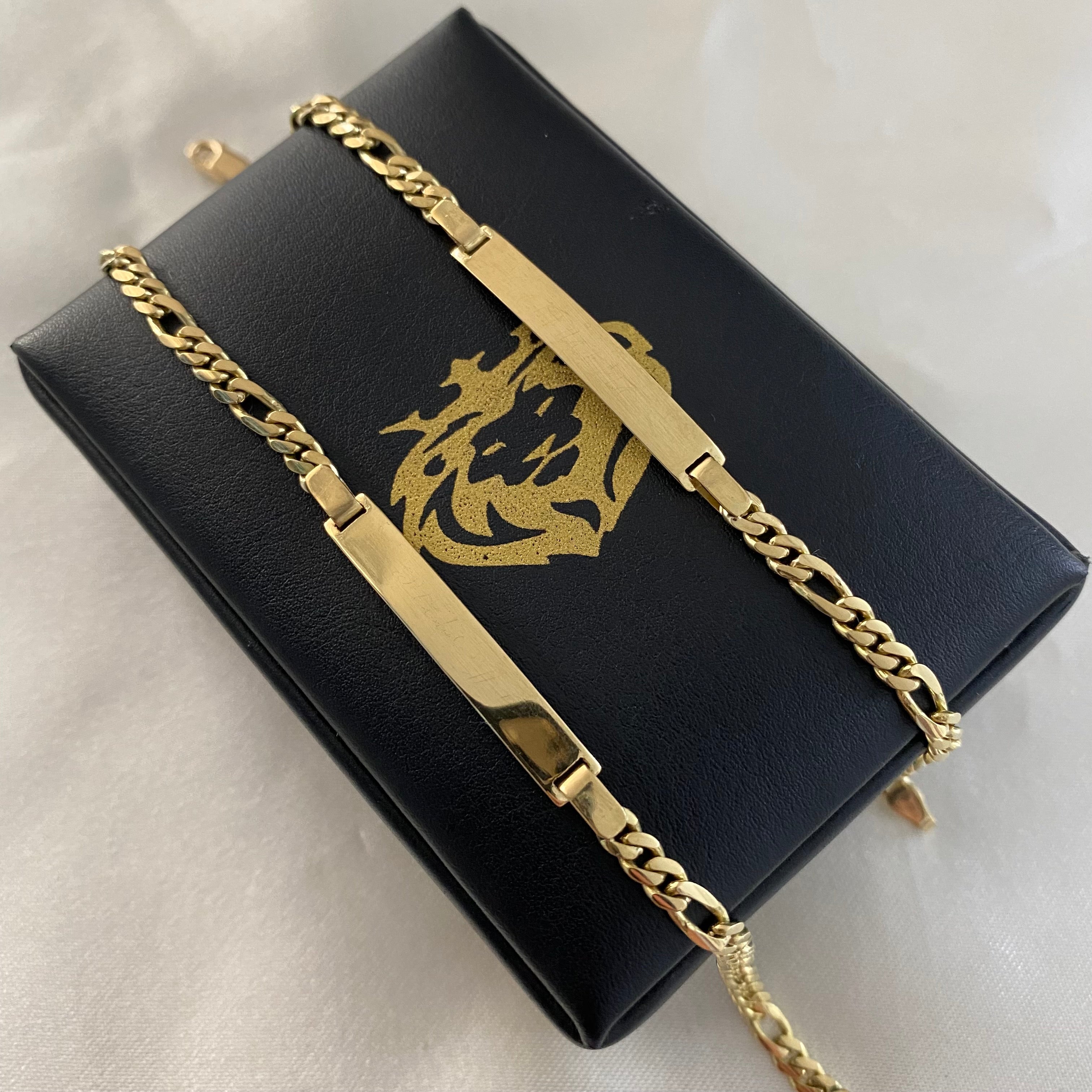 Pulso Placa Ct 8.2gr/18cm Oro Amarillo