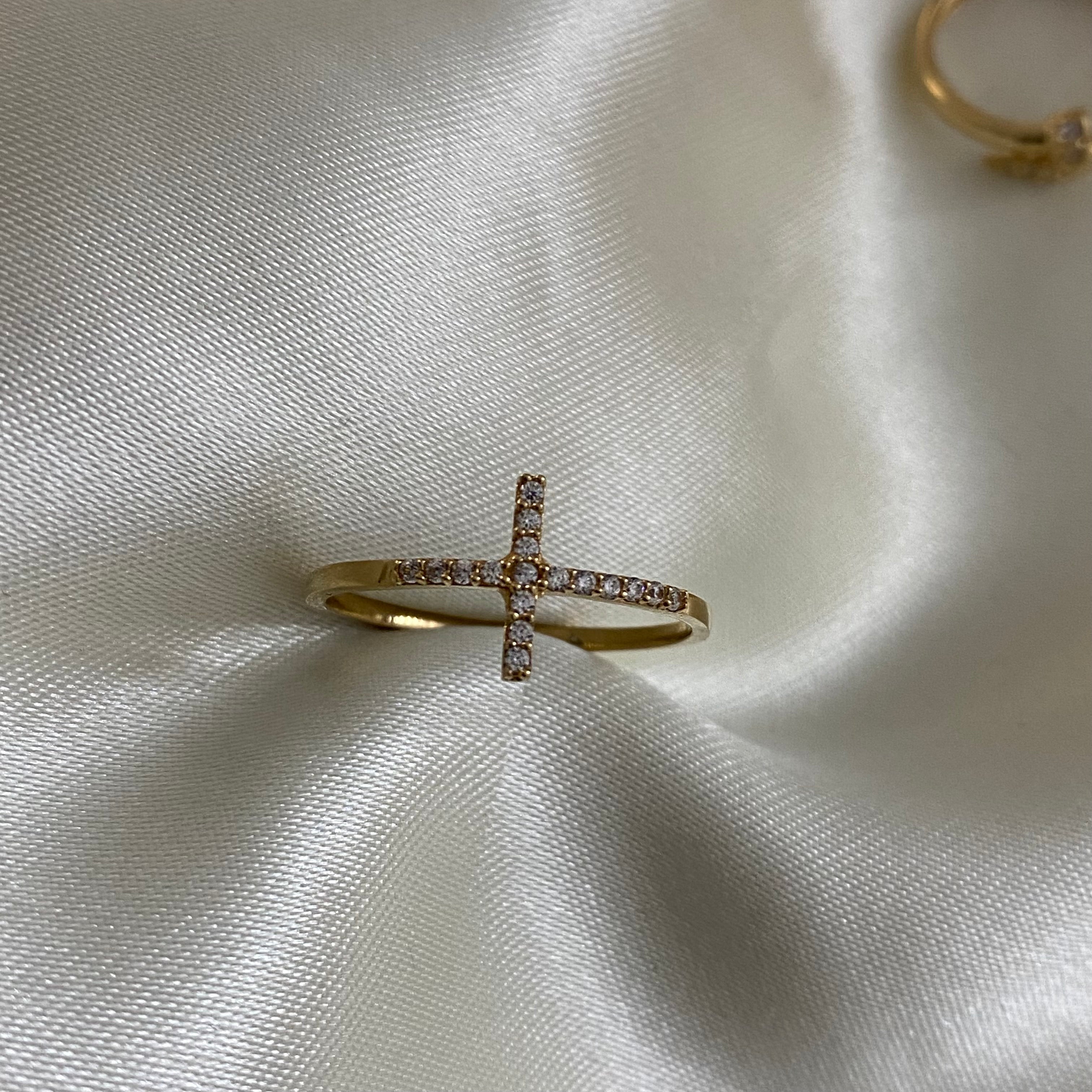 Anillo Cruz 1.8gr-T10 1/2 Oro Amarillo Circones Blancos