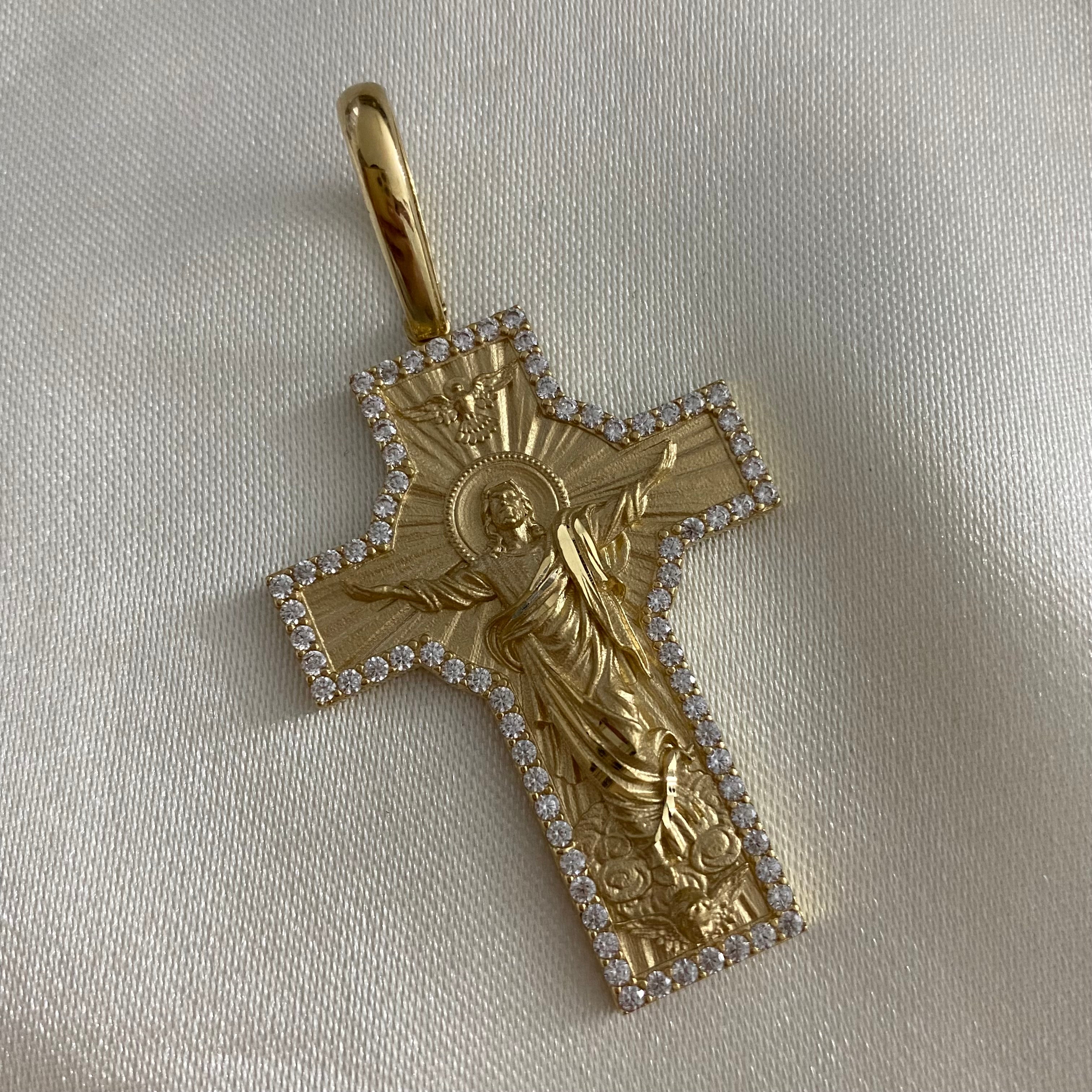 Dije Cristo 7.65gr Italy Circones Blancos Oro Amarillo