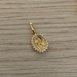 Dije Virgen de Guadalupe 1.45gr/2.1cm Oro Amarillo Circones Blancos*