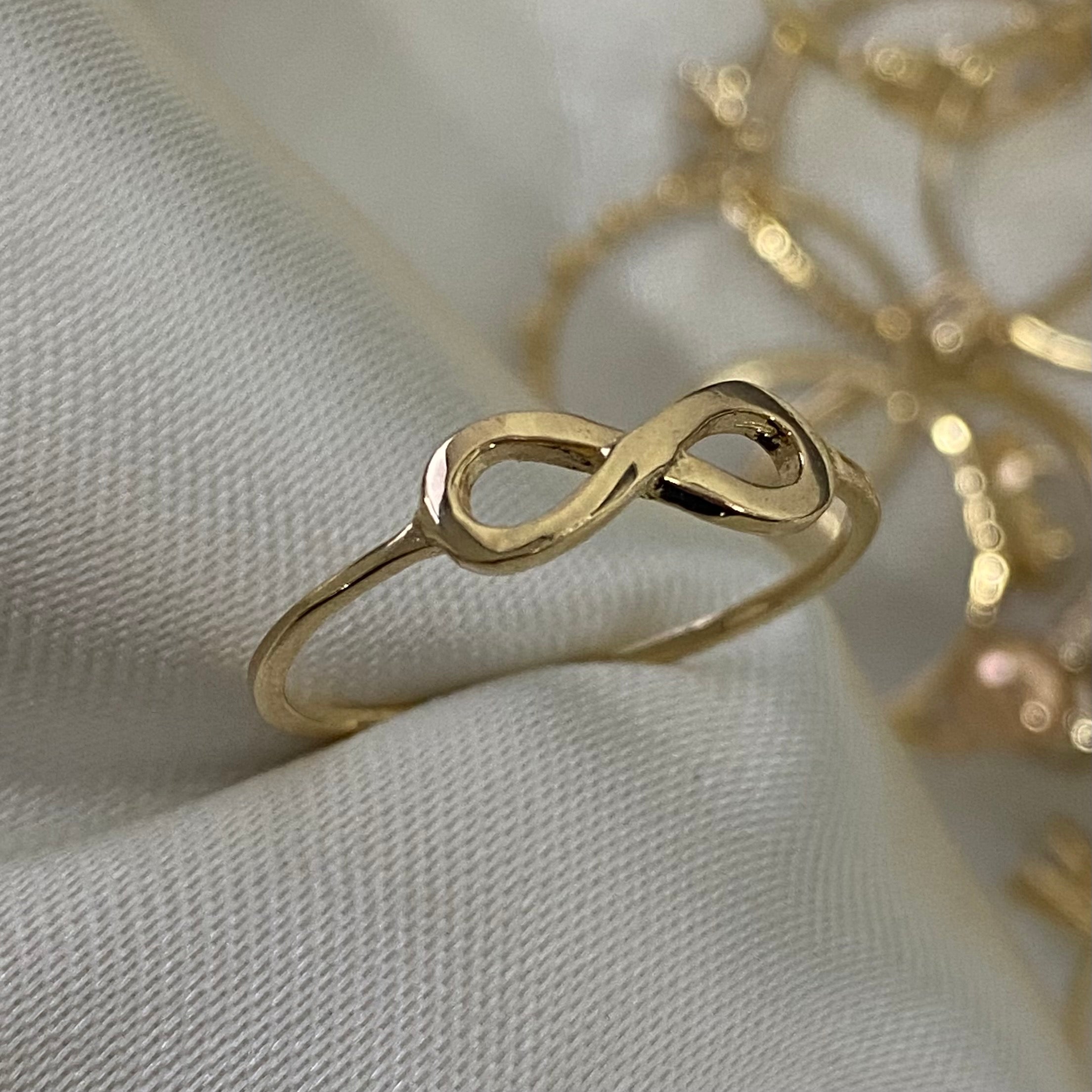 Copia de Anillo 0.9gr - T7 1/4 ZigZag Oro Amarillo