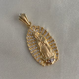 Dije Virgen Guadalupe 5.25gr/3.9cm Oro Amarillo Circones Blancos