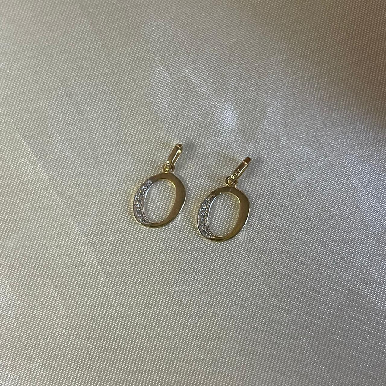 Dije Letra O Dos Oros 0,8gr