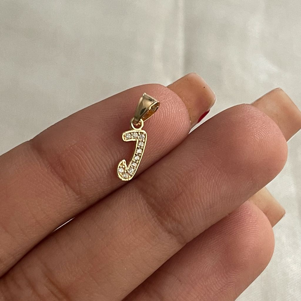 Dije Letra J - 0.4gr