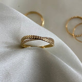 Anillo Correa Doble 2.1gr-T7 Circones Blancos Oro Amarillo