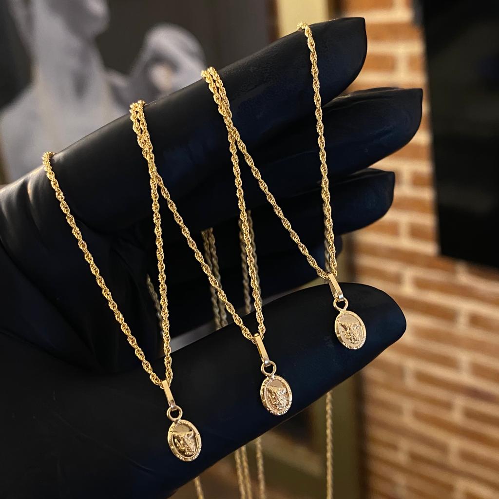 OFERTA!! Set Cadena Lazo 0.95gr/50cm + Dije San Miguel 0.25gr/1.4cm Liso Oro Amarillo