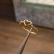 Anillo Corazon Circulos 1.3gr-T7 Circones Blancos Oro Amarillo