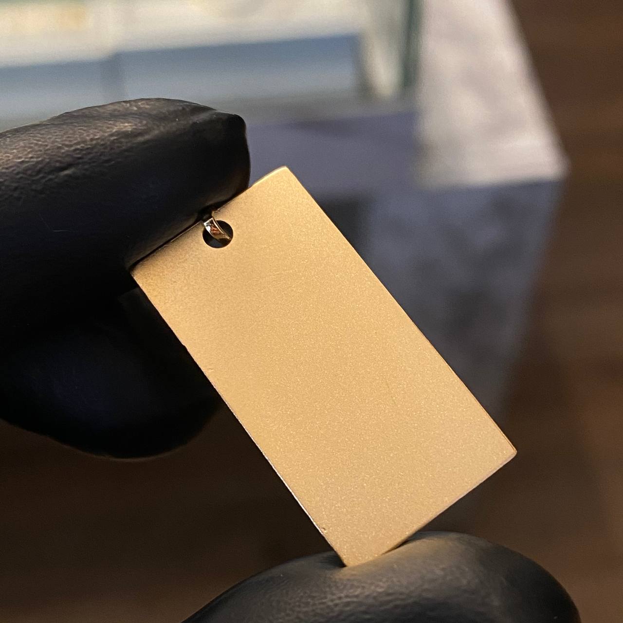Dije Placa Rectangular 3.65gr / 3cm*1.6cm Liso Mate Oro Amarillo