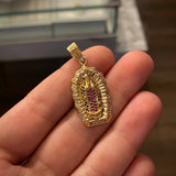 Dije Virgen de Guadalupe 5.05gr / 3.5cm Circones Blancos Azules Fucsias Oro Amarillo