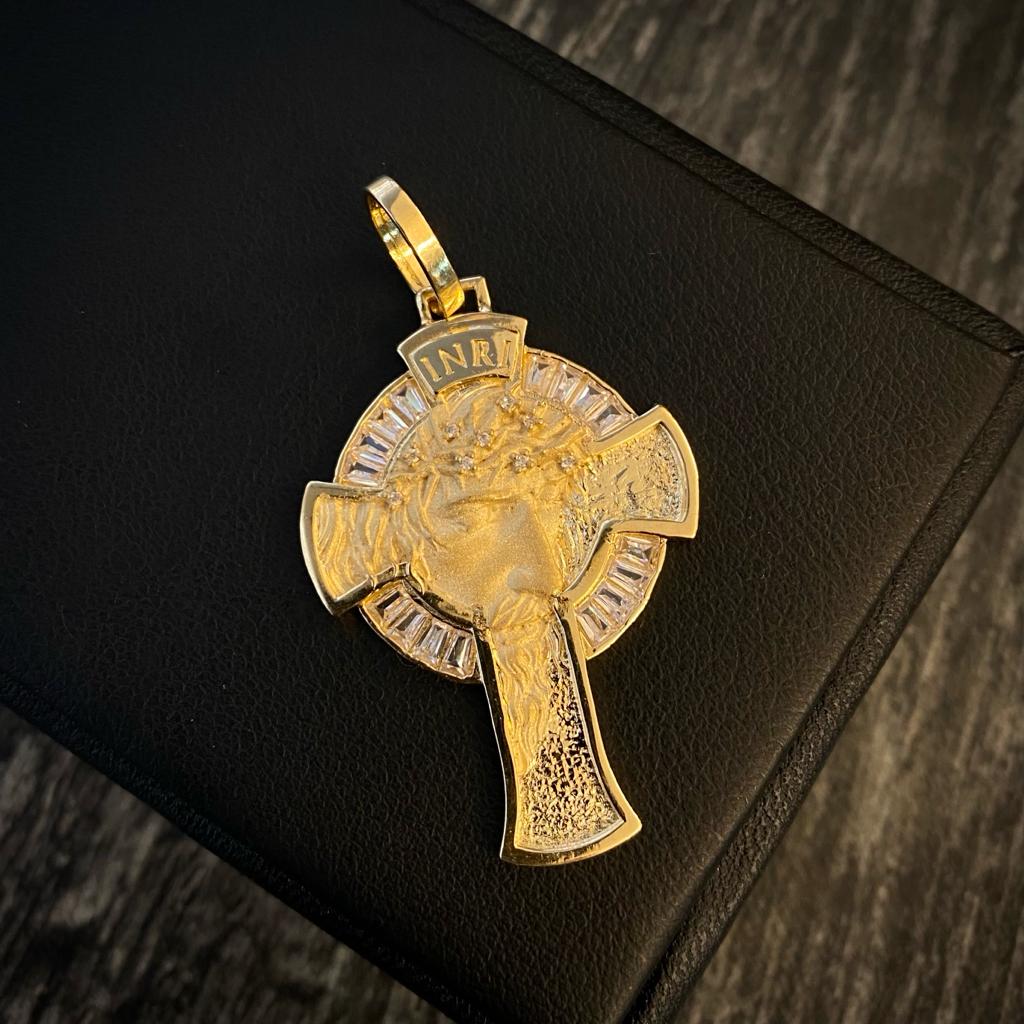 Dije Cruz Rostro de Cristo 10.5gr/5.1cm Arenado Circones Blancos Oro Amarillo