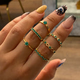 Anillo Churumbela Esmeralda 2.6gr-T6 3/4 28pts Oro Amarillo (Joya)*