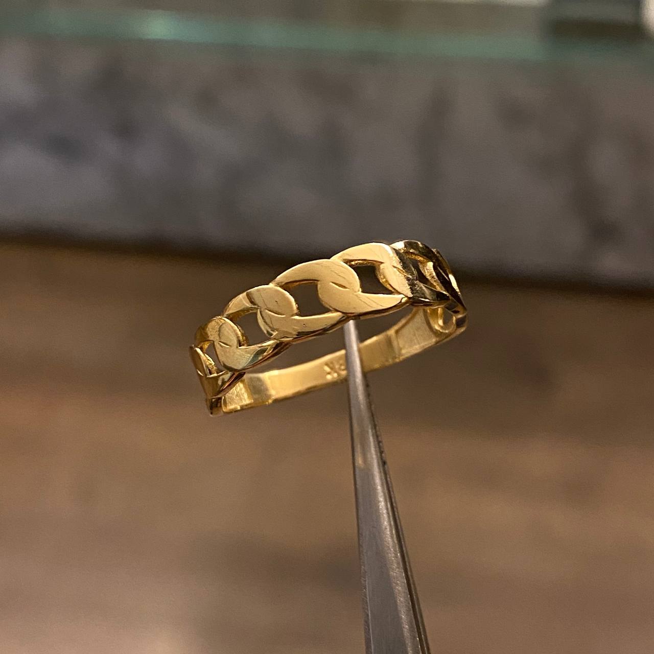 Anillo Cubano 2.35gr-T8 1/2 Liso Oro Amarillo