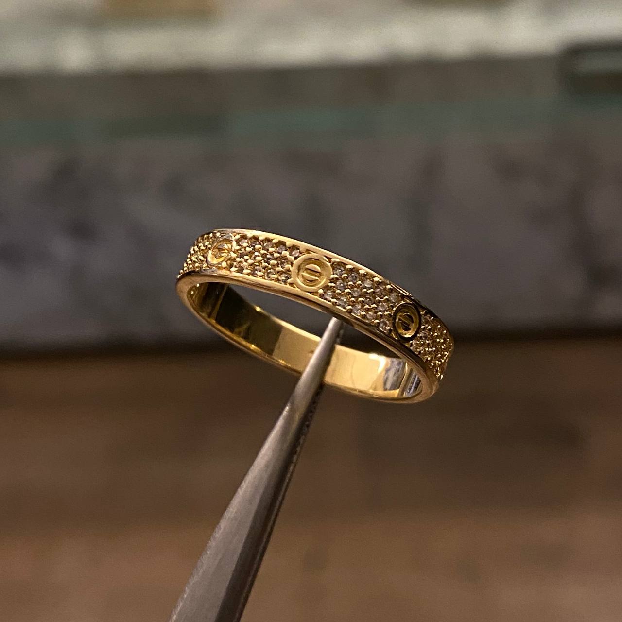 Anillo CT 4.1gr-T9 1/2 Circones Blancos Oro Amarillo*