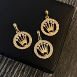 Dije Corona RX 2.15gr / 2.4cm Circones Blancos Oro Amarillo
