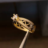 Solitario Puente Arqueado 4.15gr- T8 Anillo Circones Blancos Oro Amarillo