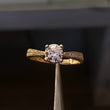 Solitario 2.4gr- T7 1/2 Anillo Circones Blancos Oro Amarillo