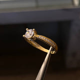 Solitario 2.4gr- T7 1/2 Anillo Circones Blancos Oro Amarillo