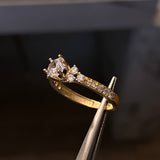 Solitario Conjunto 2.05gr-T6 1/2 Anillo Circones Blancos Oro Amarillo