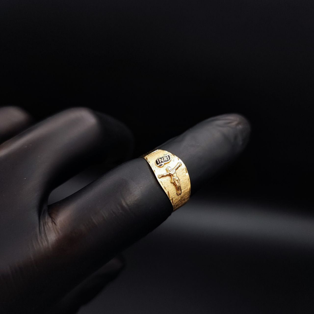 Anillo Cruz Cristo 1.7gr-T6 3/4 Oro Amarillo#