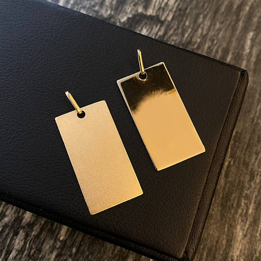 Dije Placa Rectangular 3.65gr / 3cm*1.6cm Liso Mate Oro Amarillo