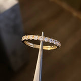 Anillo Churumbela 1.7gr T6 Circones Blancos Oro Amarillo