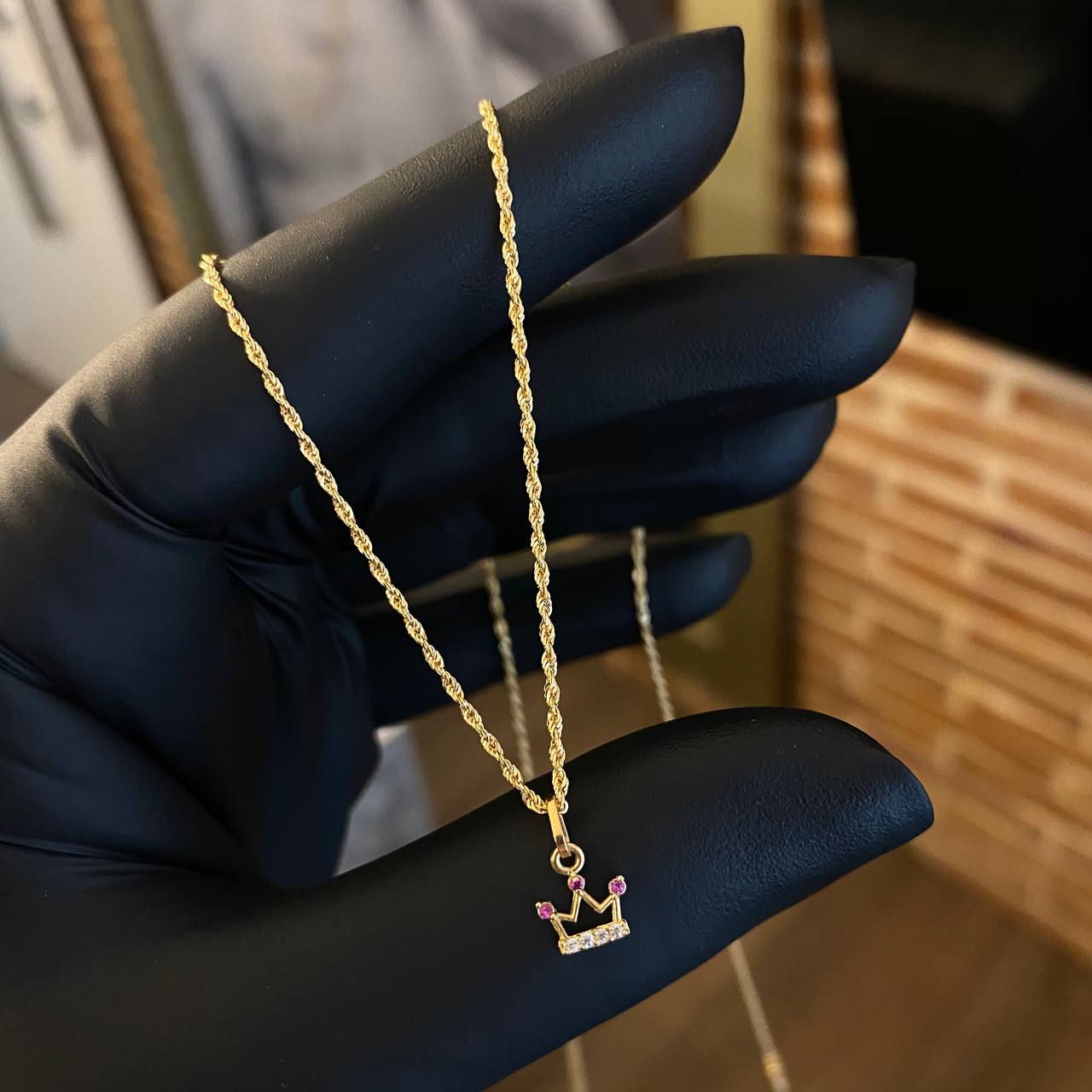 OFERTA!! Set Cadena Lazo 0.95gr/50cm + Dije Corona 0.25gr/1.1cm Circones Fucsias Blancos Oro Amarillo